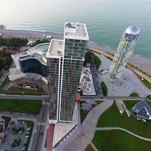 Premium In Porta Tower باتومي